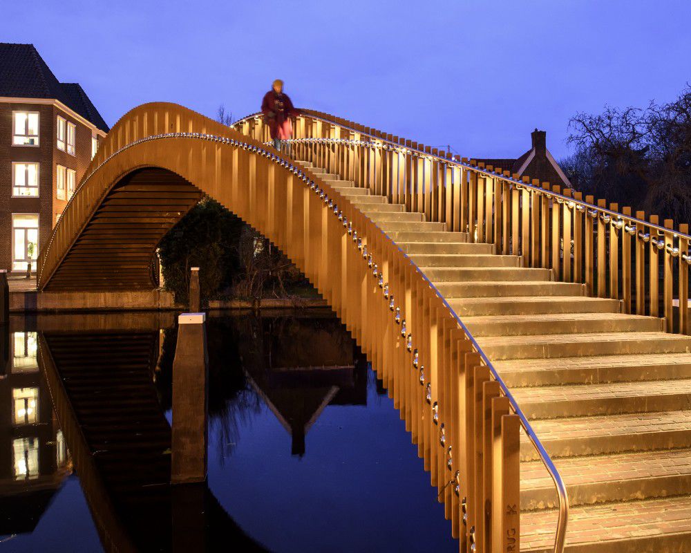 Q-CAT Lighting - Hapynionbrug, Leiden